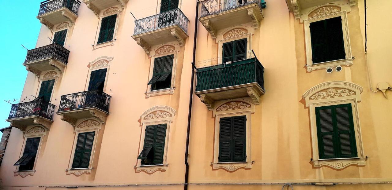 Lamberti Beach Apartment - 150 M From The Sea - Just Renewed - Wifi Savona Exterior photo