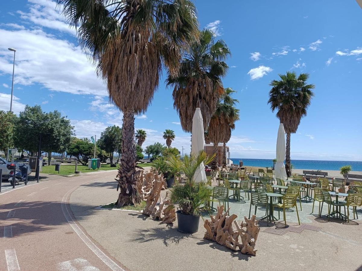 Lamberti Beach Apartment - 150 M From The Sea - Just Renewed - Wifi Savona Exterior photo